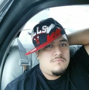 Meet your Posher, Cesar